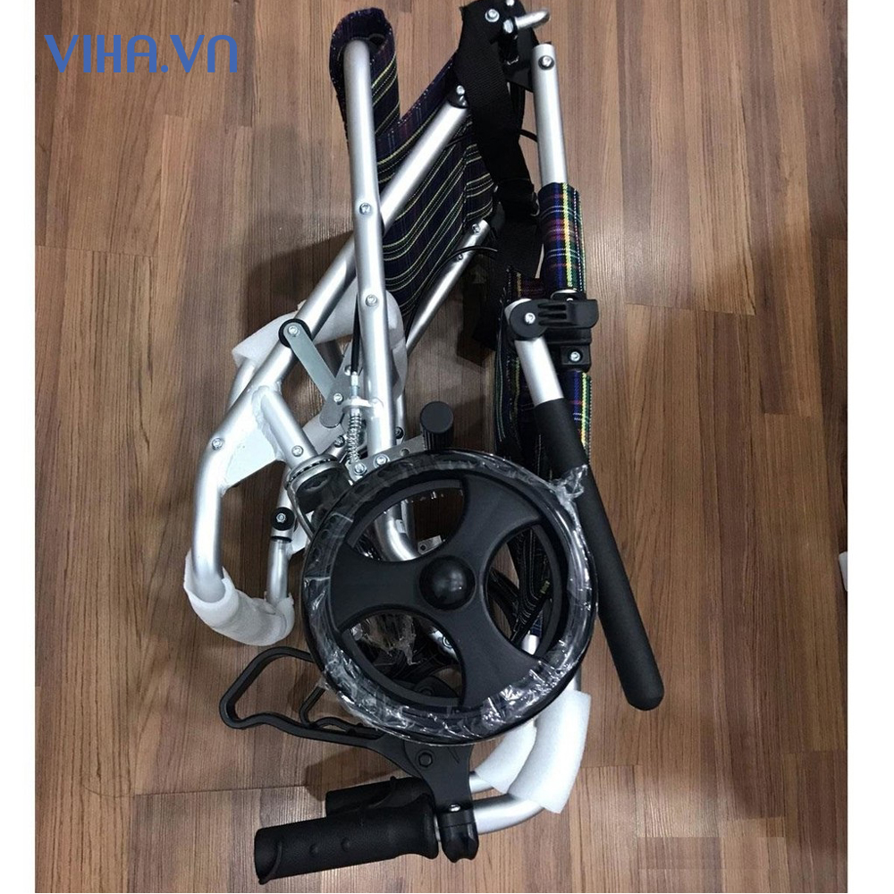 Xe lăn du lịch Lucass X12