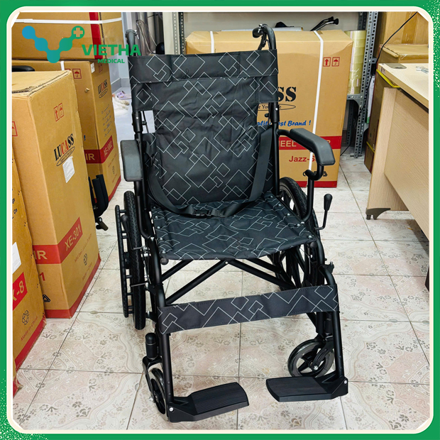 Xe lăn Lucass X33 nhỏ gọn du lịch