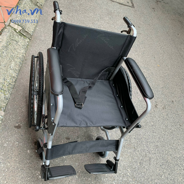 Xe lăn Yuwell H007- Xe lăn có phanh