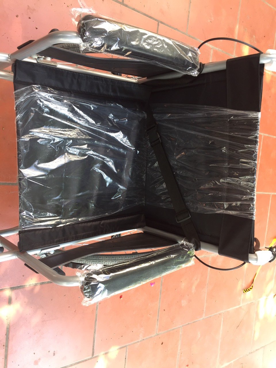 Xe lăn tay có phanh Hadimed BME 4611