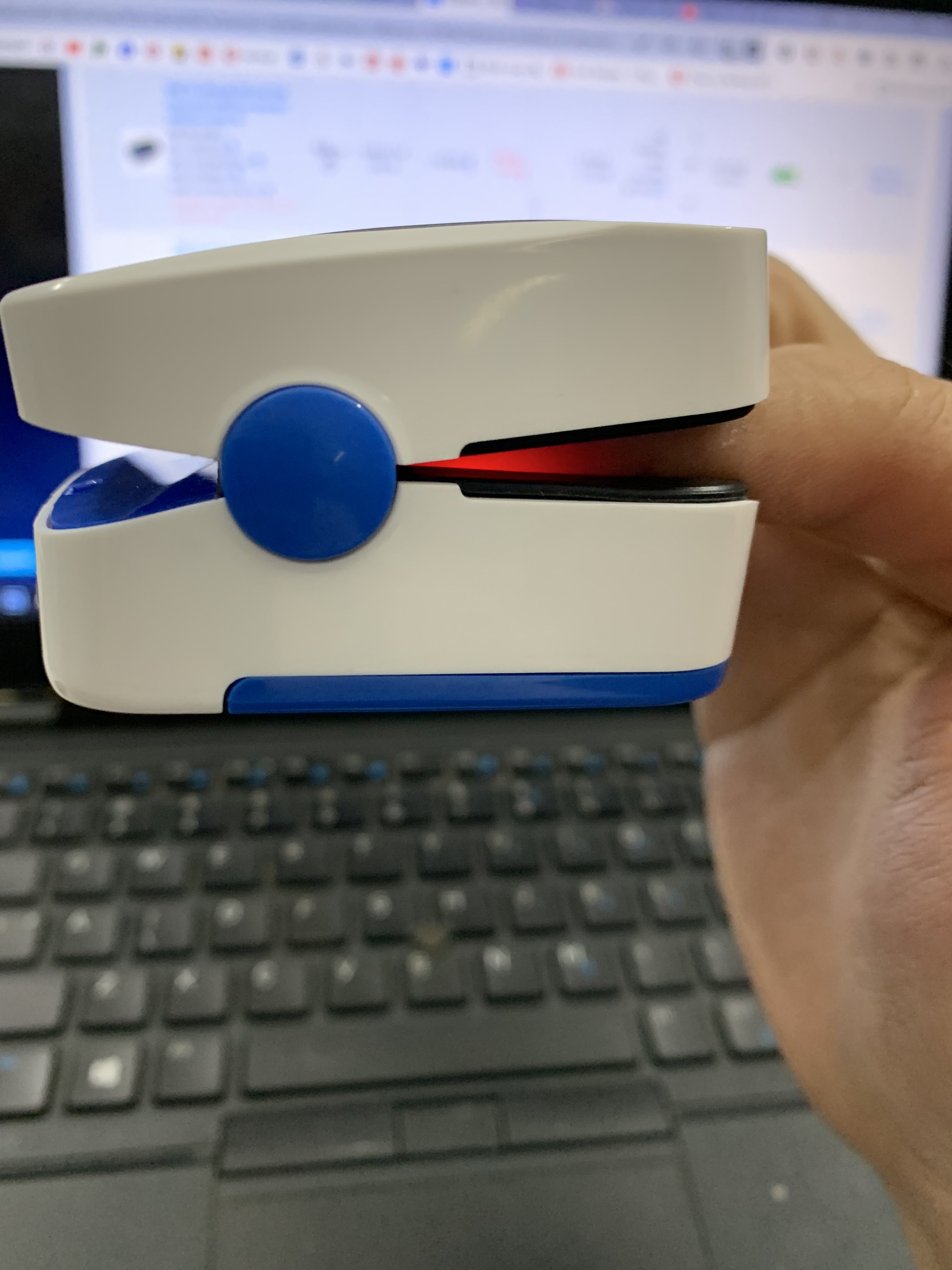 Máy đo nồng độ oxy trong máu Oximetro CY901