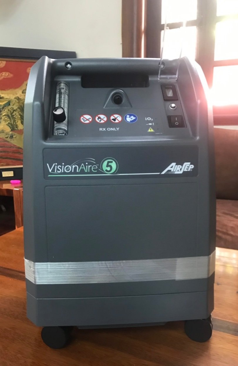 Máy tạo oxy 5 lít / phút  Airsep VesionAire