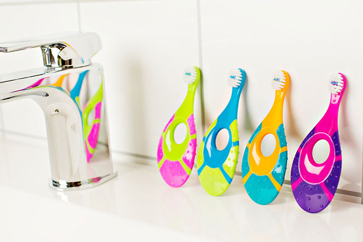 Bàn chải đánh răng Jordan cho bé từ 0-2 tuổi