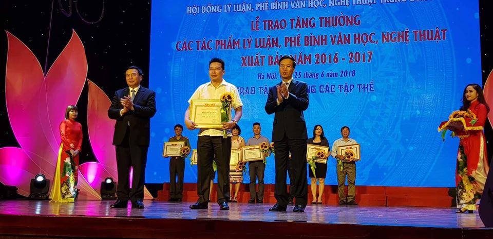 NXB Văn học nhận tặng thưởng của Hội đồng Lý luận, Phê bình Văn học, Nghệ thuật Trung ương