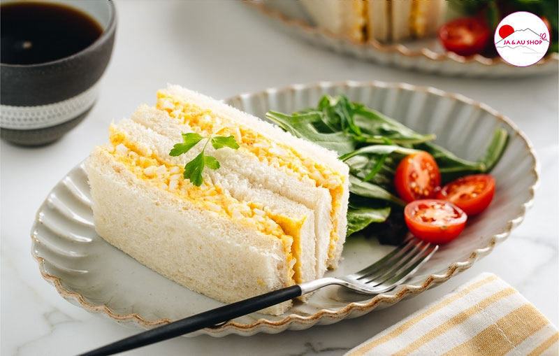 Hướng dẫn cách làm Bánh Sandwich trứng kiểu Nhật - Tamago Sando