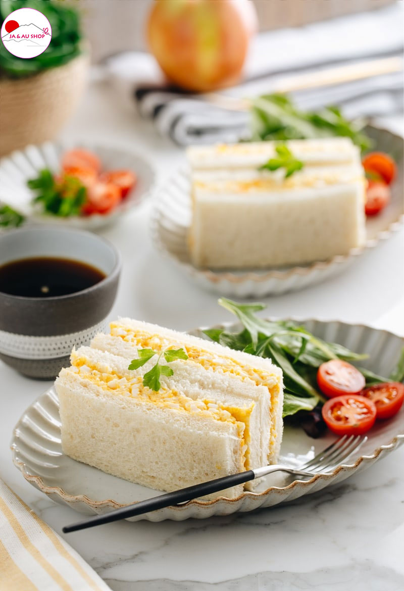 Hướng dẫn cách làm Bánh Sandwich trứng kiểu Nhật - Tamago Sando 3