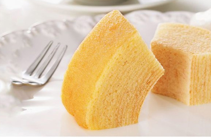 Bánh bông lan Marukin Baumkuchen với vị kem tươi 310g 3