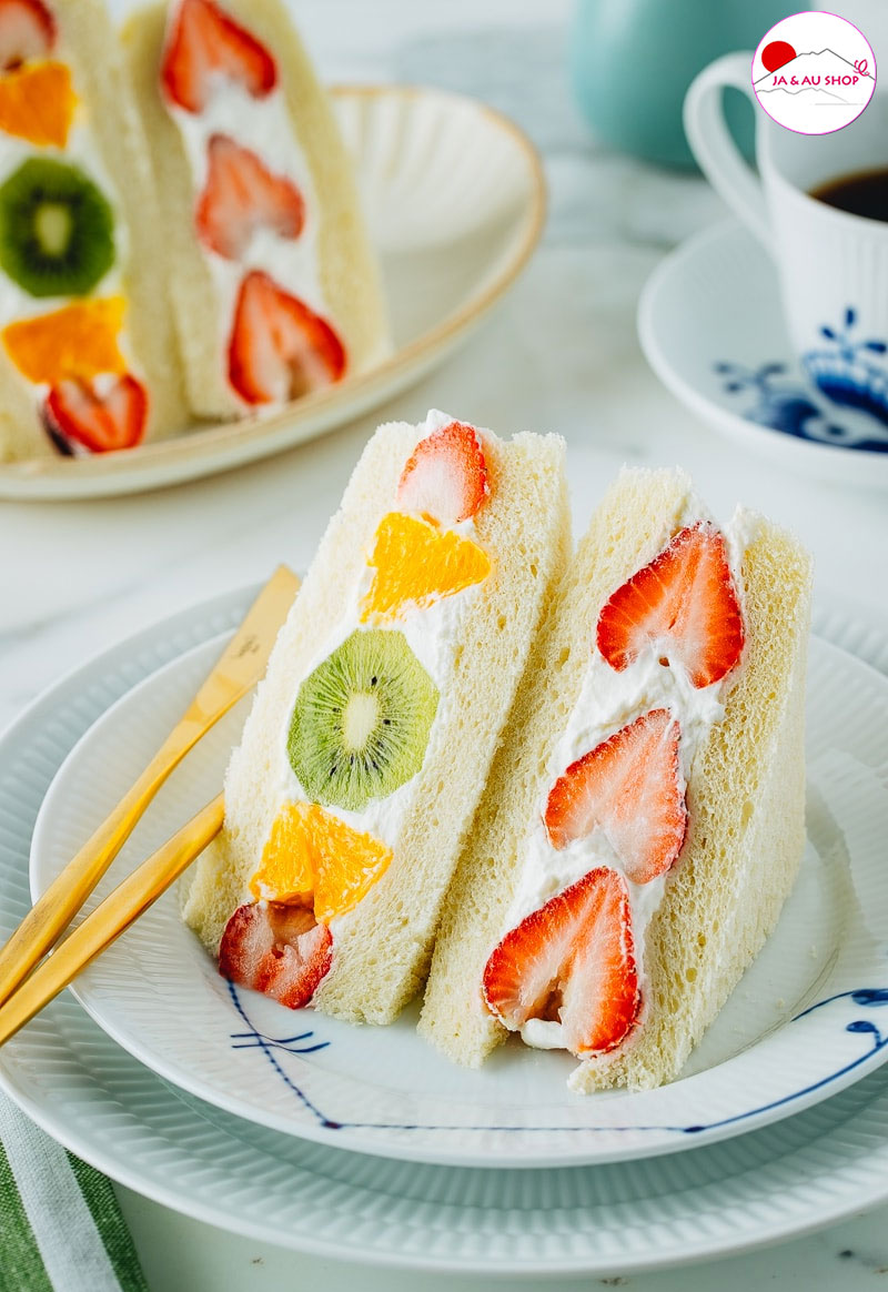Hướng dẫn cách làm Sandwich trái cây Fruit Sando Nhật Bản 1