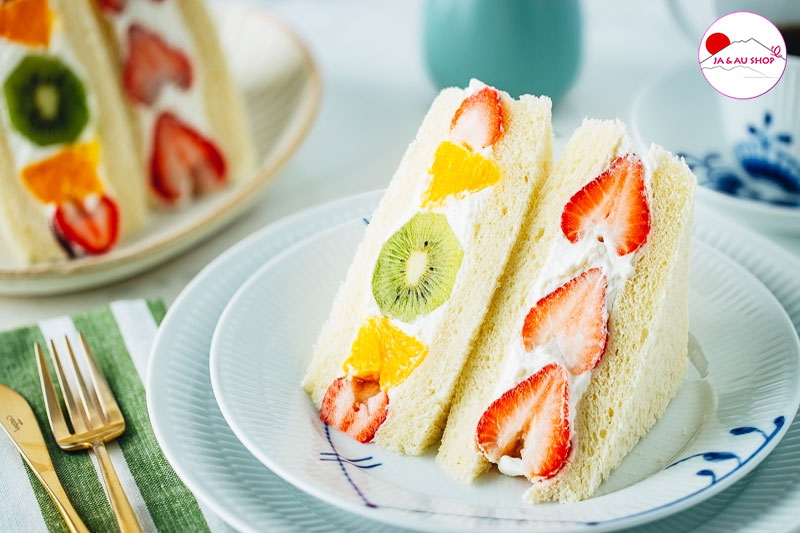 Hướng dẫn cách làm Sandwich trái cây Fruit Sando Nhật Bản 6