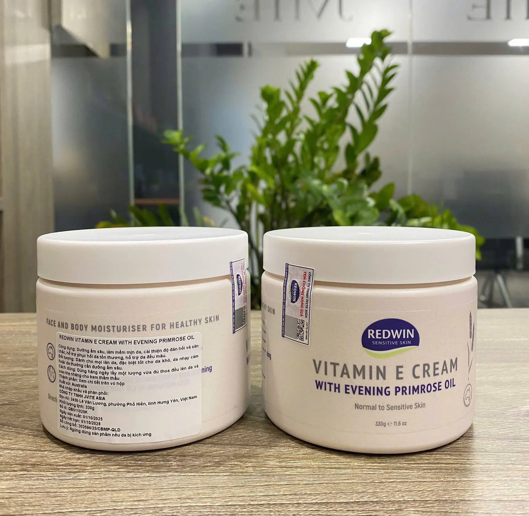 Kem dưỡng da REDWIN Vitamin E Cream 330g