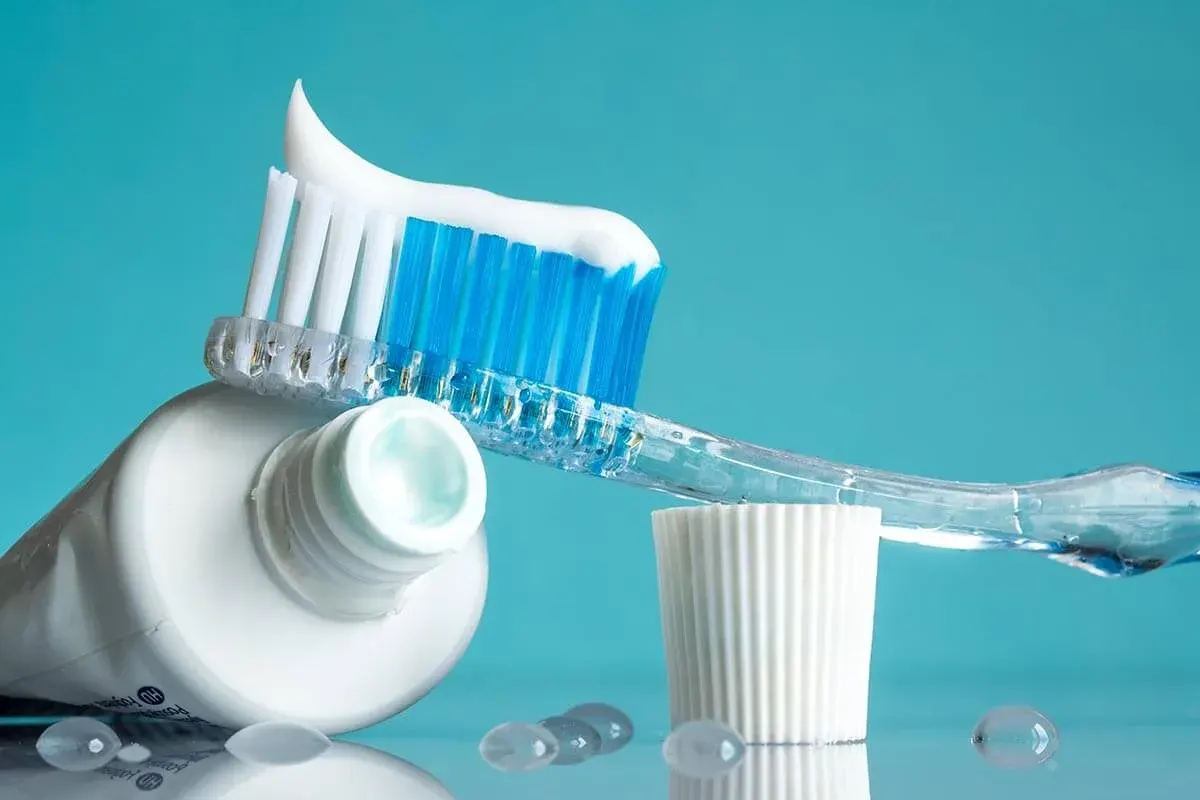 Lựa chọn kem đánh răng phù hợp cho người uống cà phê