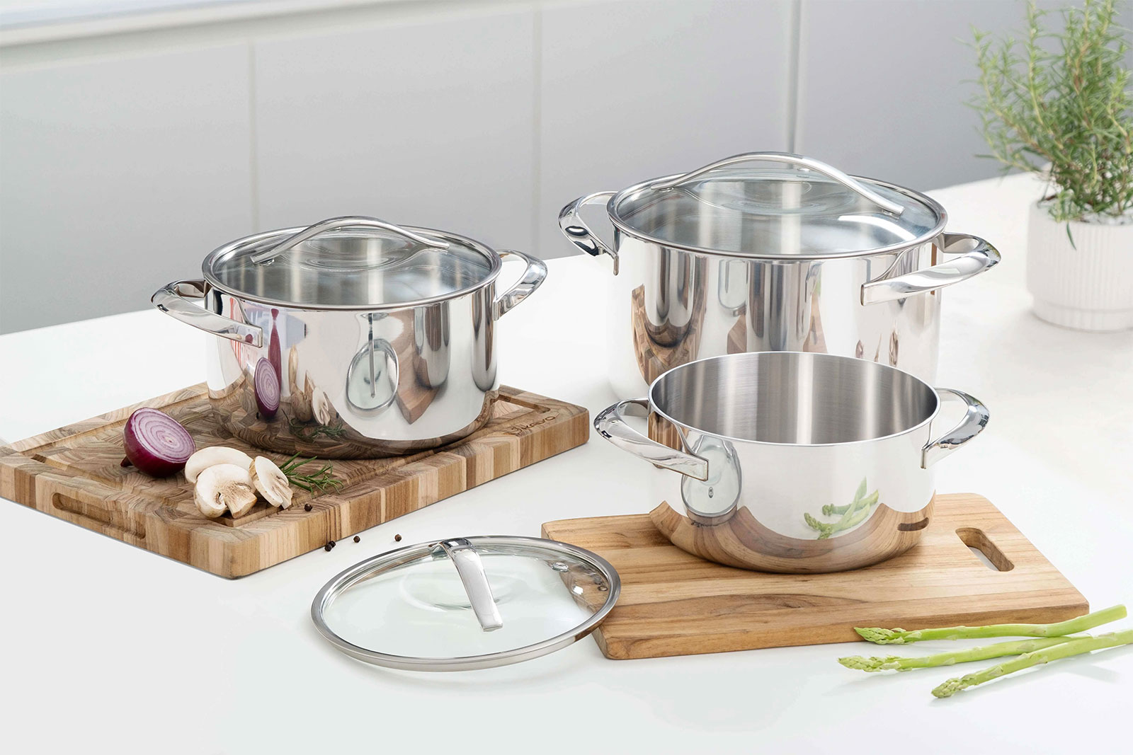 Nồi Inox Thân Đáy Liền Tri-Ply Silver Crown – Chuẩn Gia Dụng Nhật Cho Gian Bếp Hiện Đại