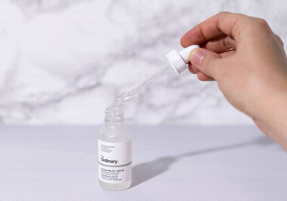 The Ordinary Niacinamide 10% + Zinc 1% - Serum Ngăn Ngừa Mụn Se Khít Lỗ Chân Lông Sáng Da 30ml 2