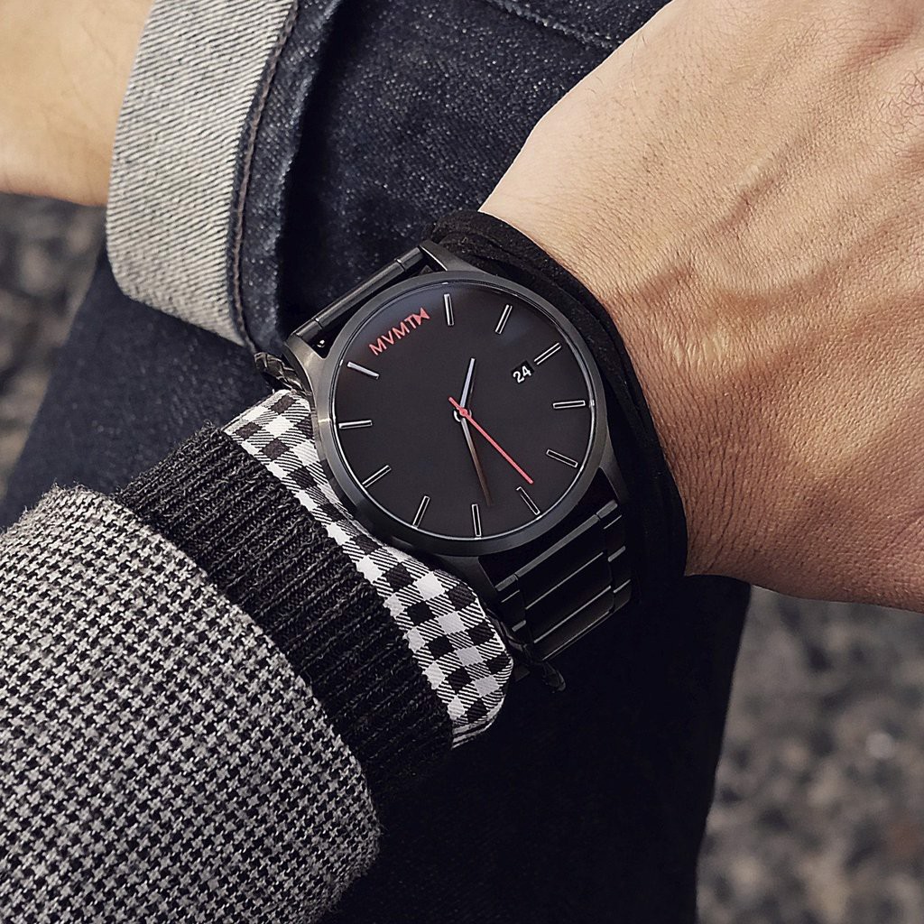Rotary GB90141/06 – Nam – Kính Sapphire – Quartz (Pin) – Dây Kim Loại