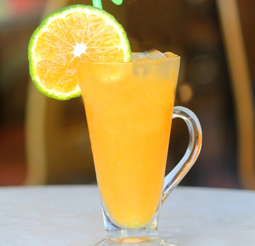 hoa-qua-sach-cam-sanh-va-cam-xoan-cam-nao-tot