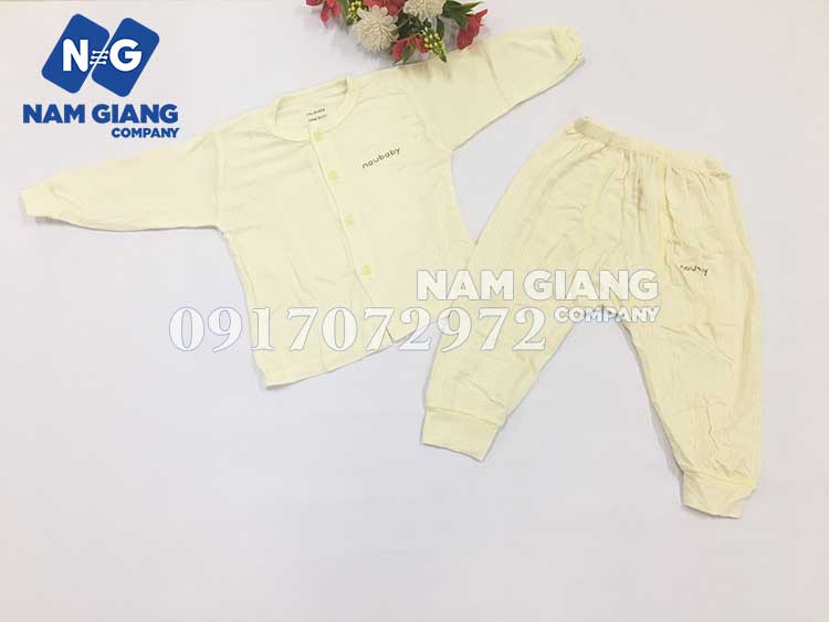 bo-quan-ao-so-sinh-dai-noubaby-soc-soi-bambo-1