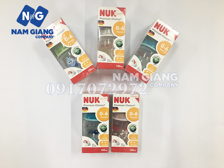Bình sữa NUK nhựa cổ rộng núm silicon 150ml