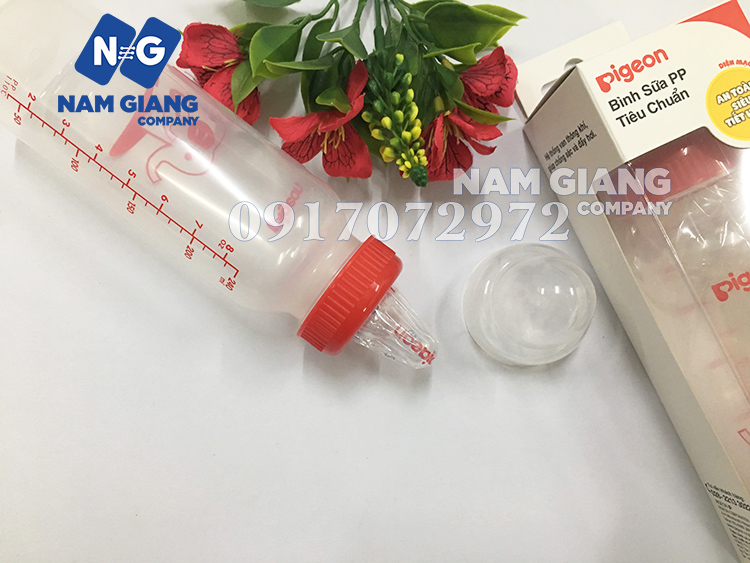 Bình sữa pigeon nhựa PP voi đỏ 240ml