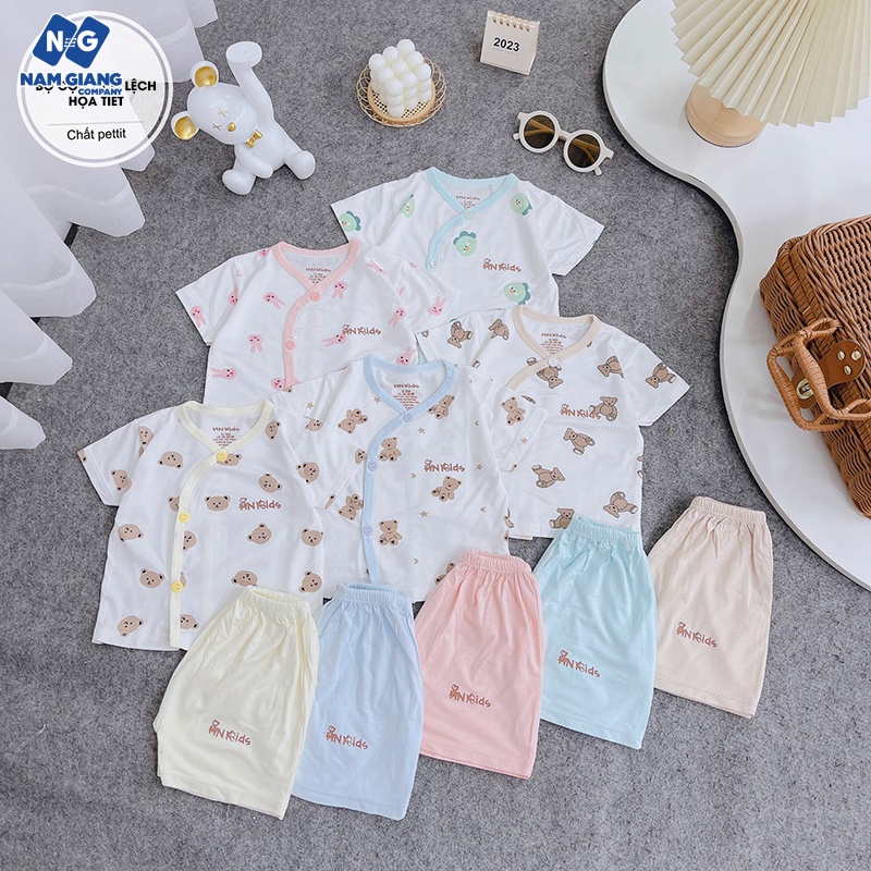 Bộ cộc sơ sinh cúc lệch HN KIDS petit họa tiết