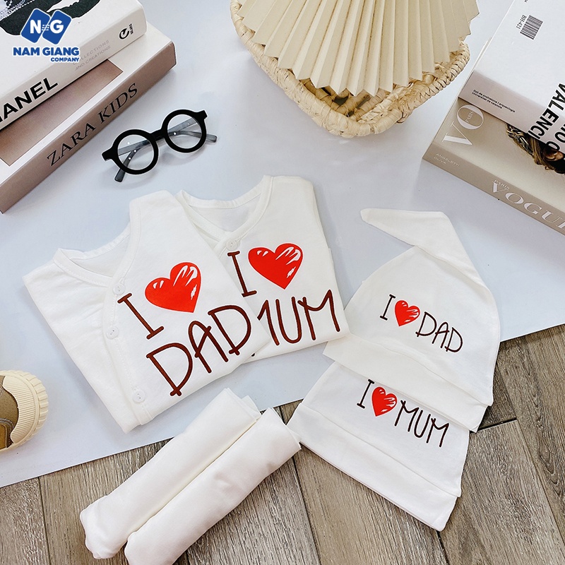 Bộ cộc sơ sinh i love mum, dad 3 chi tiết cotton cài lệch