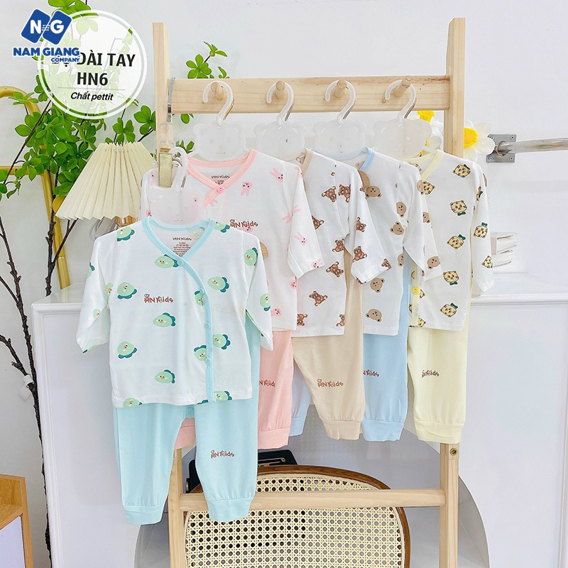 Bộ dài sơ sinh HN KIDS petit cúc chéo họa tiết HN6