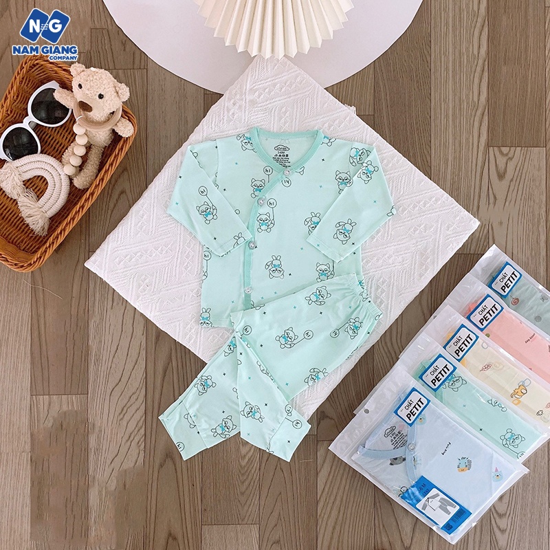 Bộ sơ sinh dài tay petit VT Kid cài lệch B1