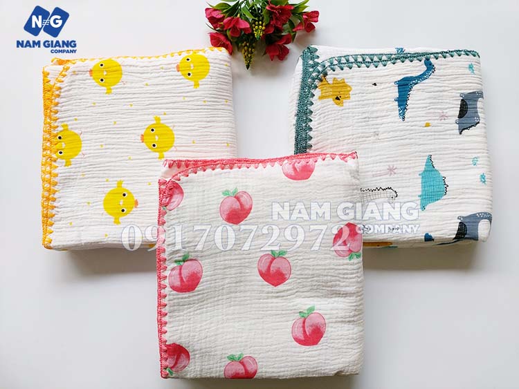 Chăn đắp xô thêu viền