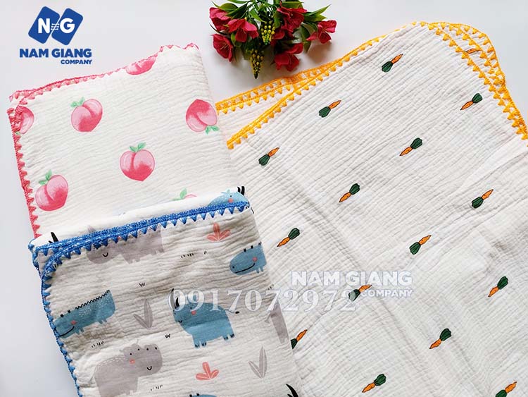 Chăn đắp xô thêu viền