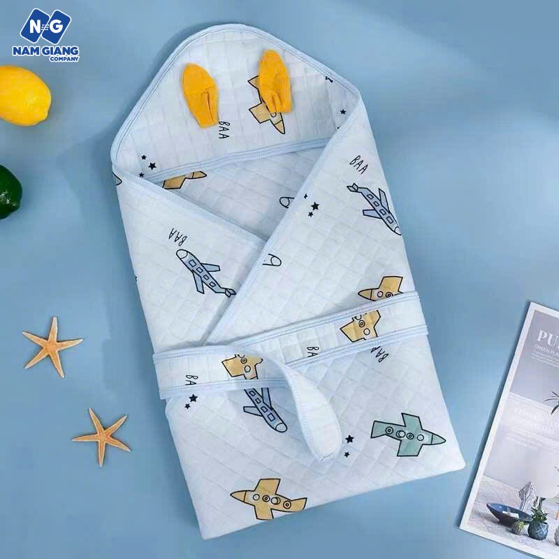 Chăn ủ xốp có mũ và đai buộc PL