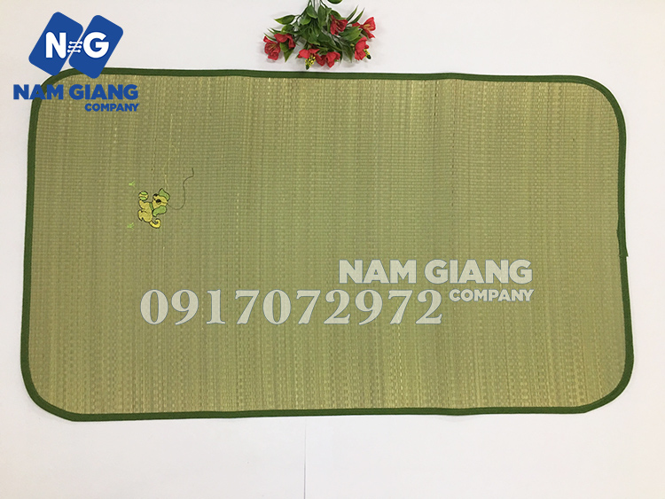 Chiếu cói to sơ sinh kích thước 60 x 110 cm