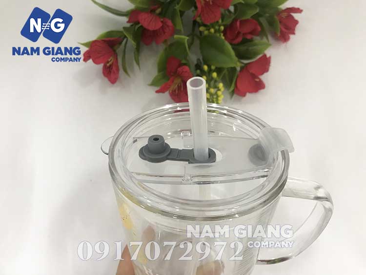 Cốc pha sữa thủy tinh có vạch chia