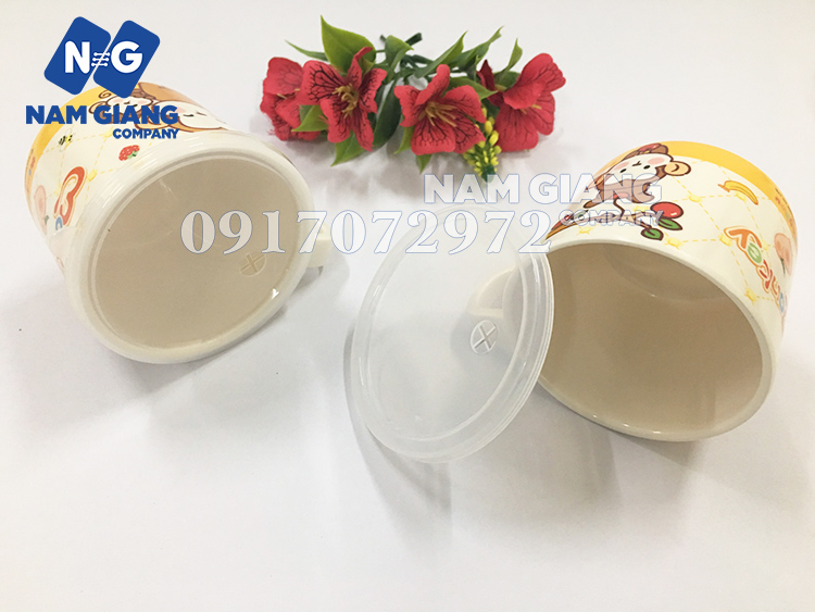 Cốc uống nước khỉ, thỏ ngắn có nắp