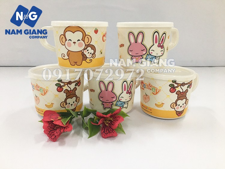 Cốc uống nước khỉ, thỏ ngắn có nắp