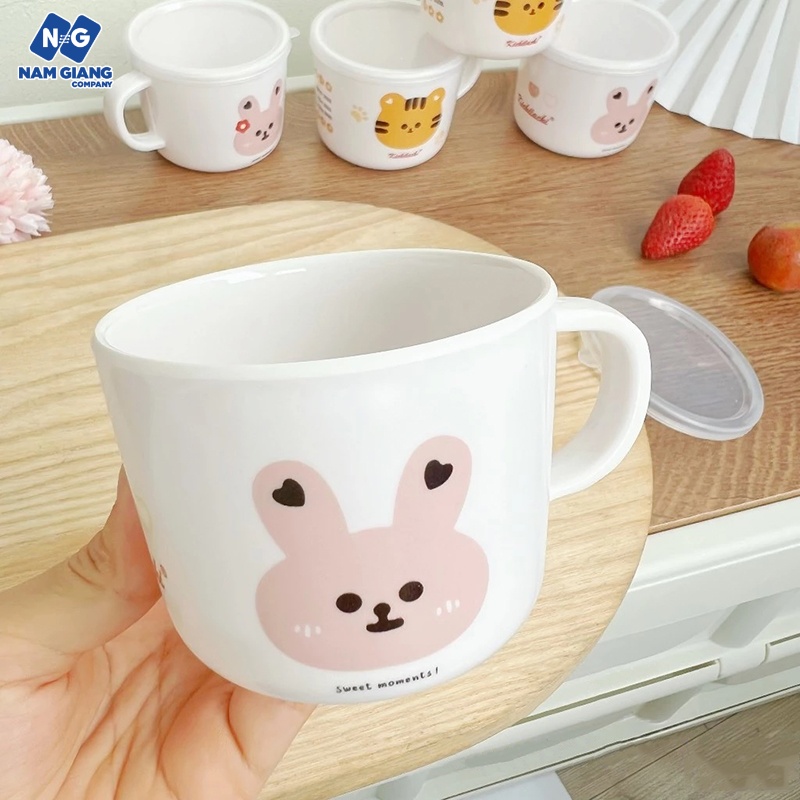 Cốc uống nước phíp KICHI có nắp đậy