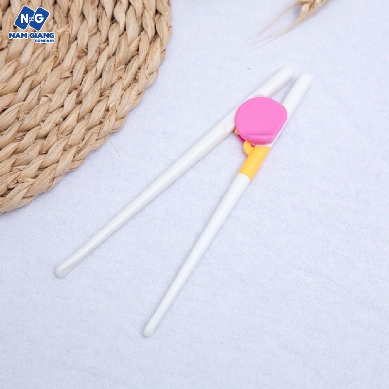 Đũa tập gắp cho bé tập ăn dặm dễ dàng