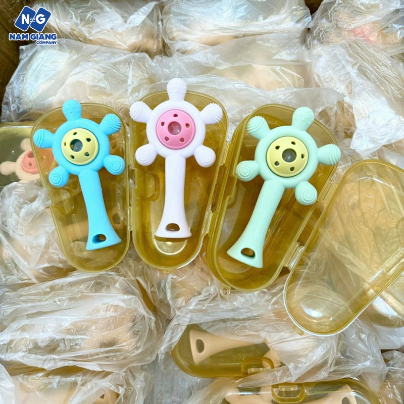 Gặm nướu xúc xắc silicon lục lạc có nhạc