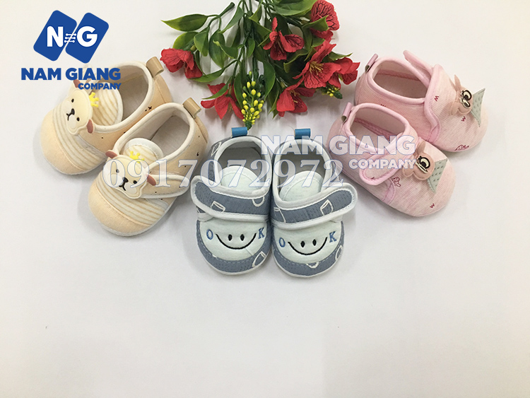 Giày tập đi đế cao su chống trơn trượt