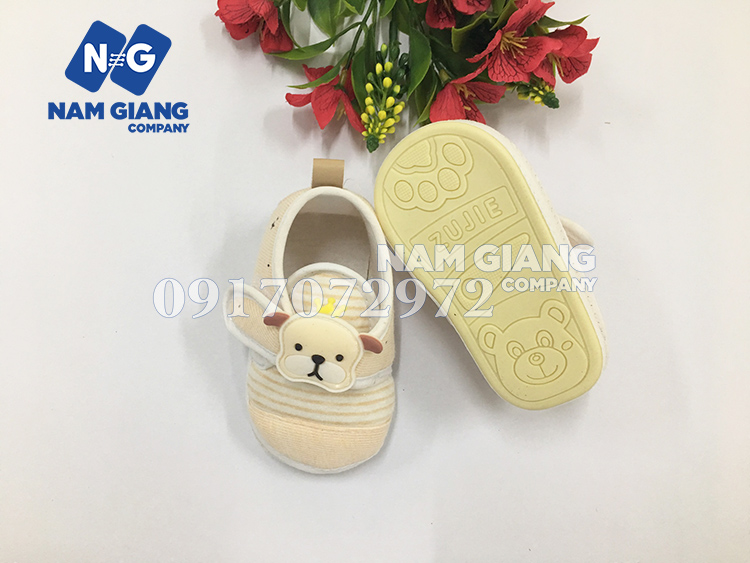 Giày tập đi đế cao su chống trơn trượt