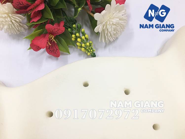 Gối cao su màu Hiền Trang chống méo đầu