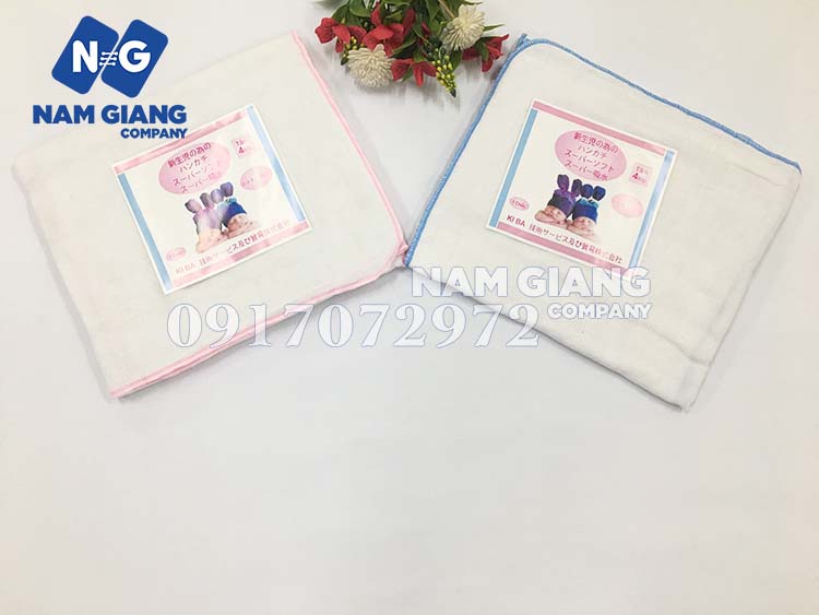 Khăn tắm KIBA 4 lớp cho bé