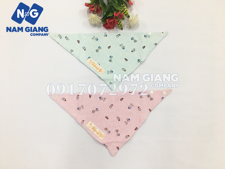 Khăn yếm tam giác in hình