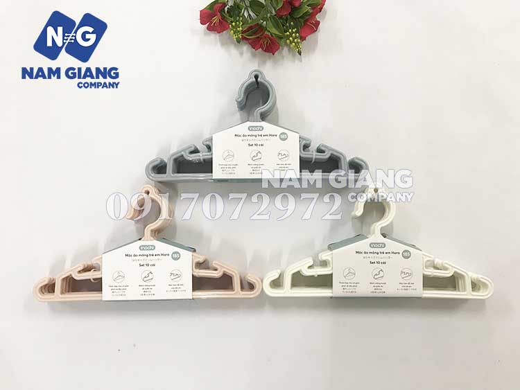 Móc nhựa treo quần áo trẻ em Hokori (Sét 10 chiếc)
