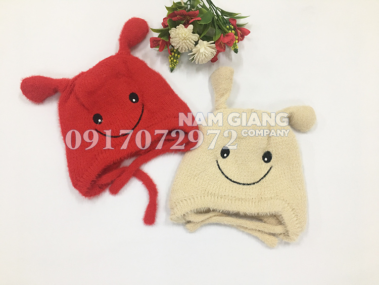 Mũ len dây mặt cười