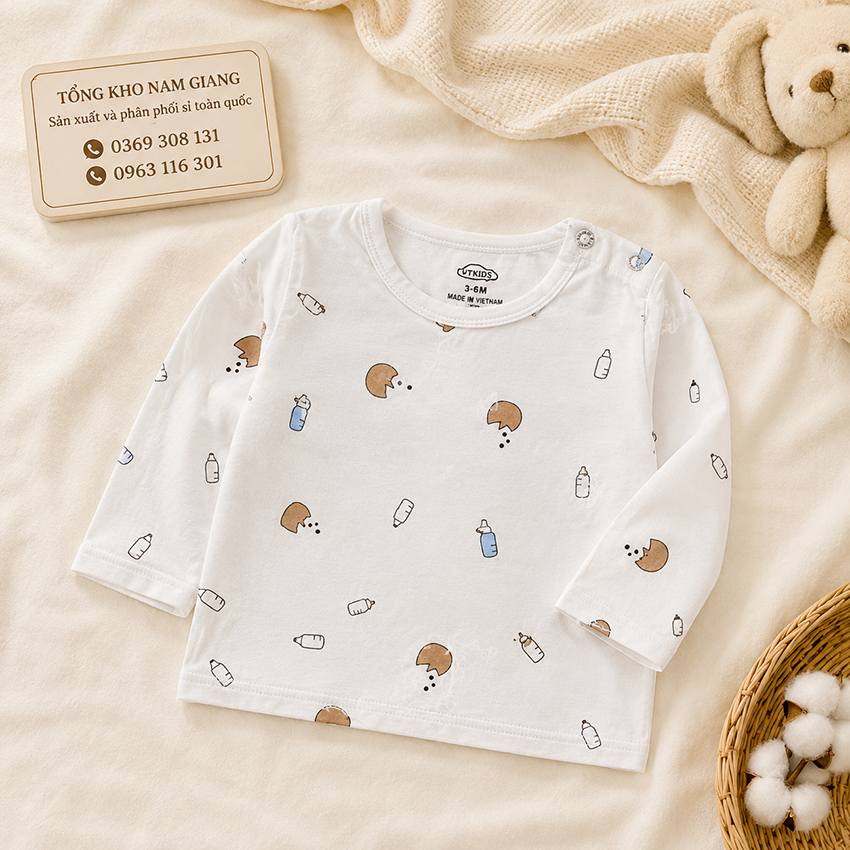 Áo dài sơ sinh thun lạnh VTKids cài vai VTAD7