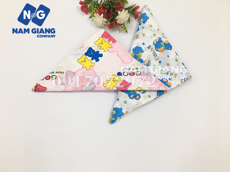 Tã chéo gấu Hằng Trang