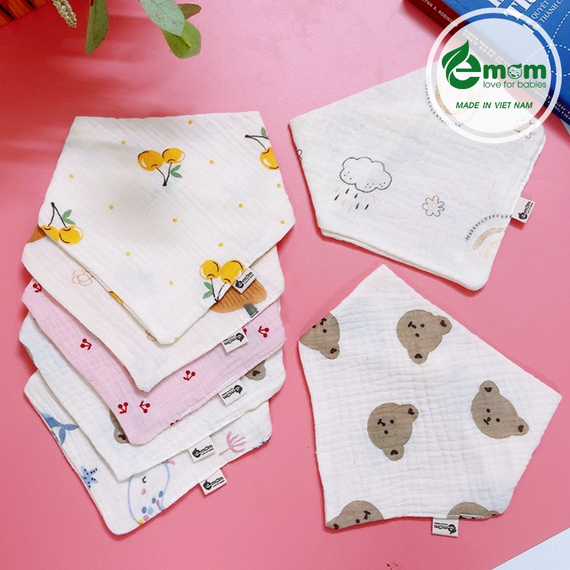 Yếm bấm tam giác muslin EMOM