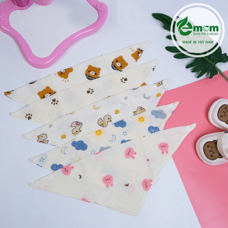 Yếm bấm tam giác xô muslin Emom (Sét 5C)