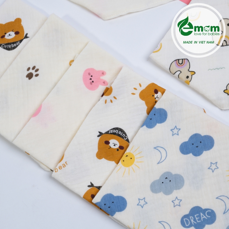 Yếm bấm tam giác xô muslin Emom (Sét 5C)