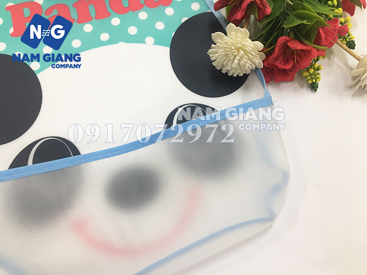 Yếm máng nhựa cho bé