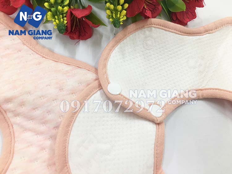 Yếm tròn xoay 360 độ 2 mặt cho bé (Sét 2 chiếc)